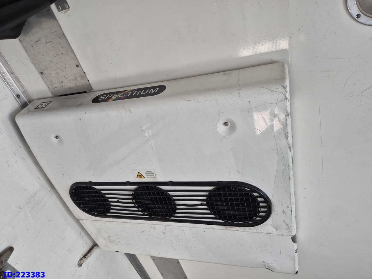 THERMO KING T1200R - Kjøle- og fryseaggregat: bilde 4 THERMO KING T1200R - Kjøle- og fryseaggregat: bilde 4