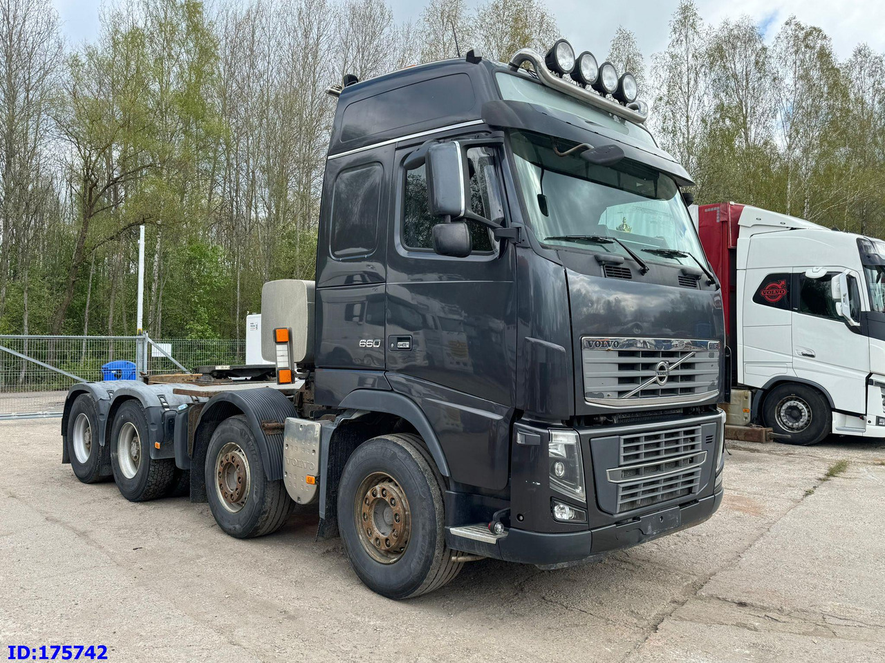 VOLVO FH16 660HP 8x4 - Trekkvogn: bilde 4 VOLVO FH16 660HP 8x4 - Trekkvogn: bilde 4