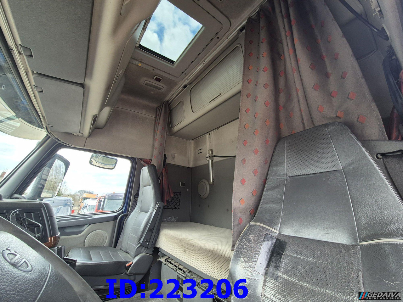 Isotermisk lastebil VOLVO FH12 420HP 6x2: bilde 14
