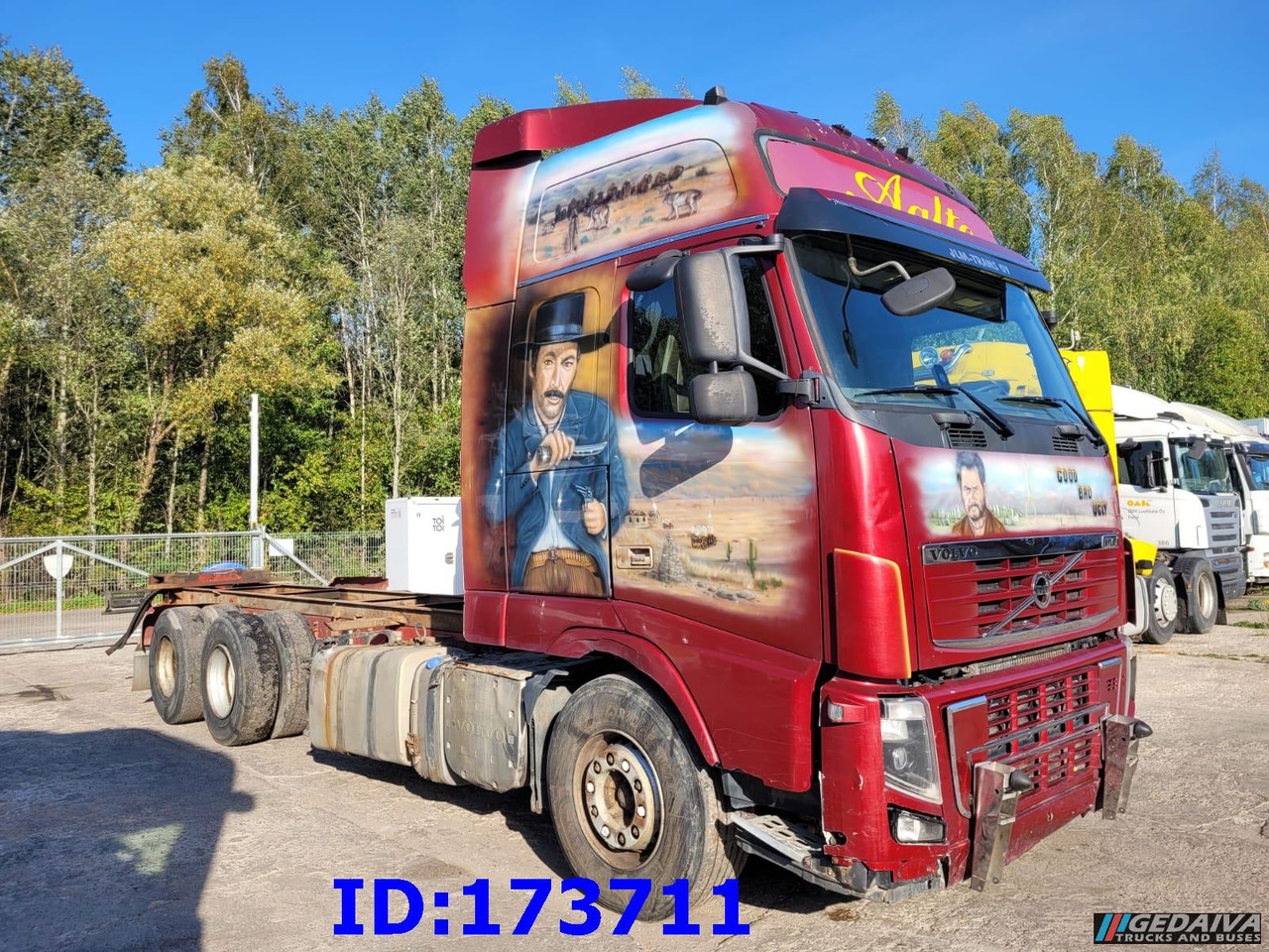 VOLVO FH16 700HP 6x4 Euro5 - Chassis lastebil: bilde 4 VOLVO FH16 700HP 6x4 Euro5 - Chassis lastebil: bilde 4