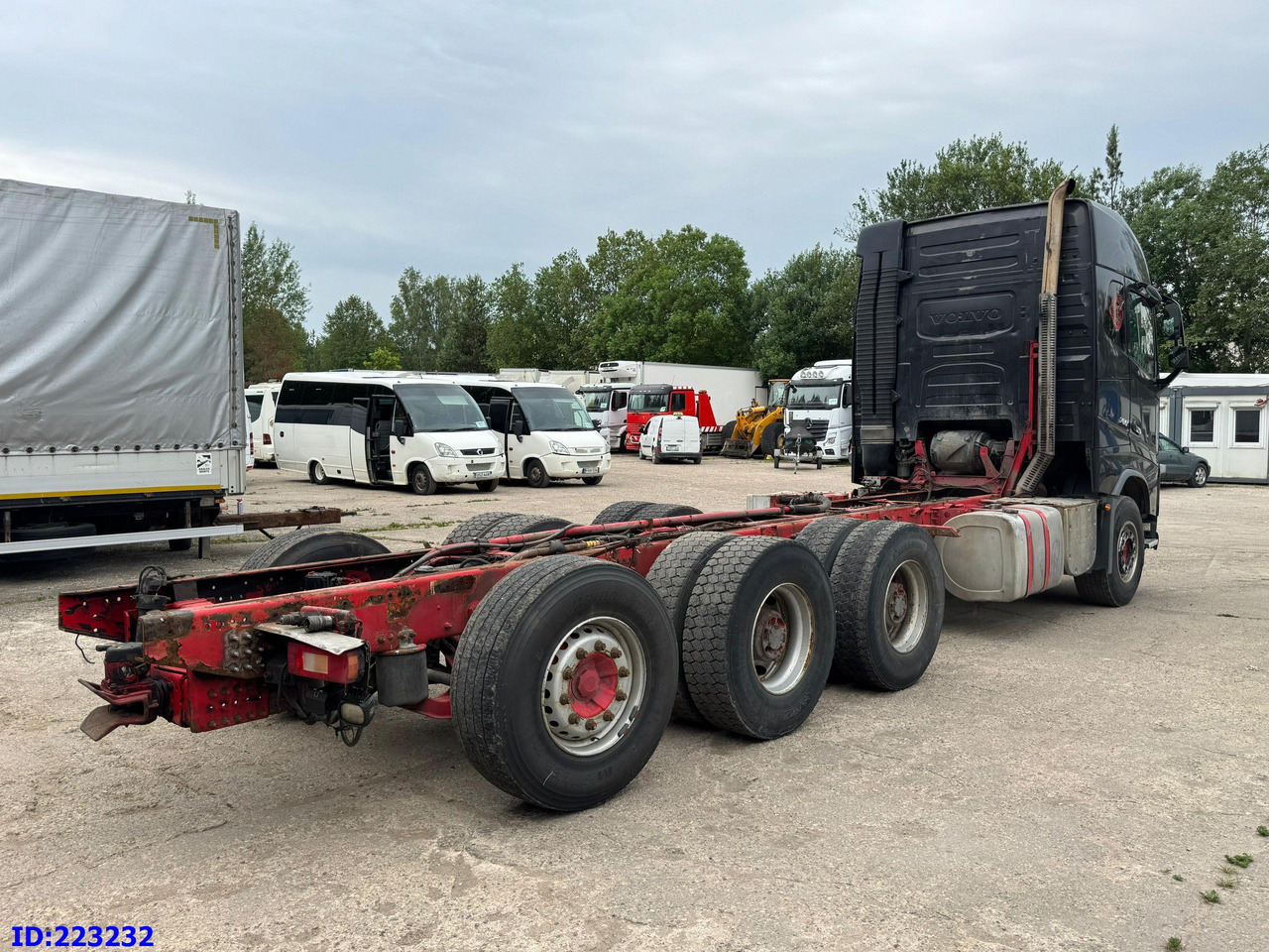 VOLVO FH16 700HP 8X4 Big Axles - Chassis lastebil: bilde 5 VOLVO FH16 700HP 8X4 Big Axles - Chassis lastebil: bilde 5