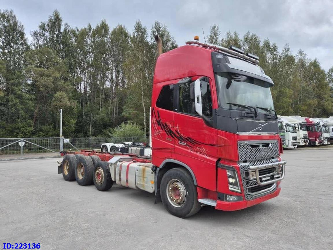 VOLVO FH16 750HP - 8x4 -Big Axles - Chassis lastebil: bilde 1 VOLVO FH16 750HP - 8x4 -Big Axles - Chassis lastebil: bilde 1