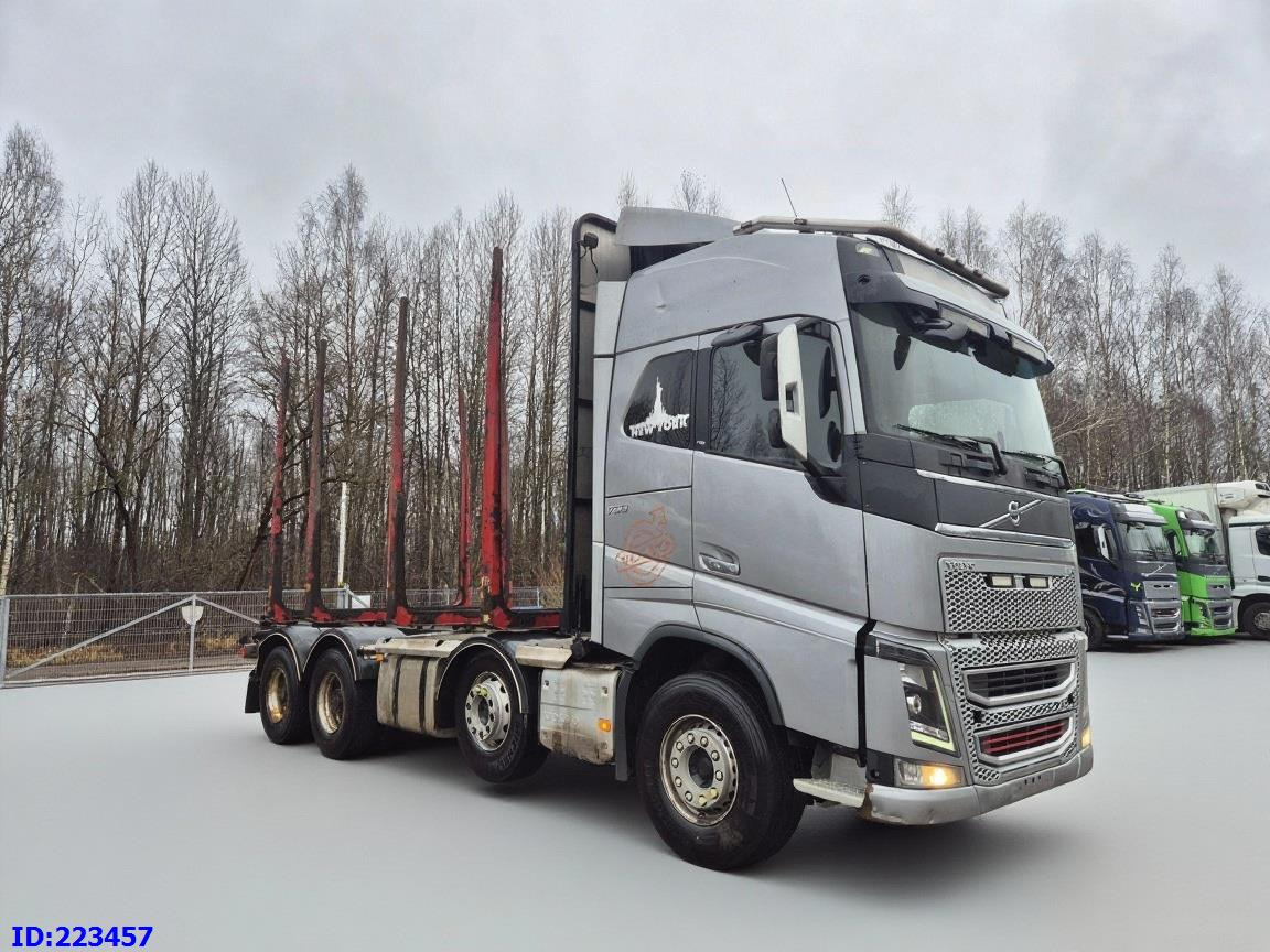 VOLVO FH16 750HP 8x4 Big axles - Tømmerbil: bilde 4 VOLVO FH16 750HP 8x4 Big axles - Tømmerbil: bilde 4