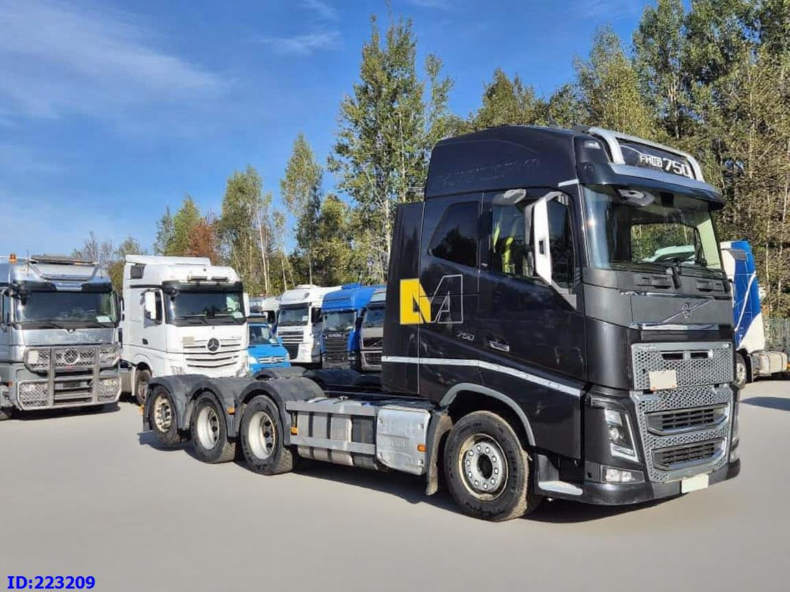 VOLVO FH16 750HP 8x4 Steering axle - Chassis lastebil: bilde 4 VOLVO FH16 750HP 8x4 Steering axle - Chassis lastebil: bilde 4