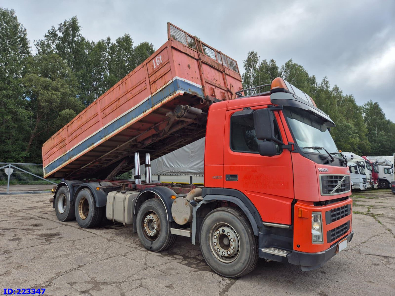 VOLVO FM12 420HP 8X4 Manual - Tippbil: bilde 4 VOLVO FM12 420HP 8X4 Manual - Tippbil: bilde 4
