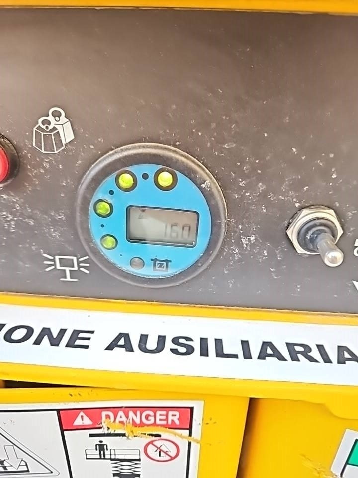 Haulotte Compact 10 N - Sakselift: bilde 4 Haulotte Compact 10 N - Sakselift: bilde 4