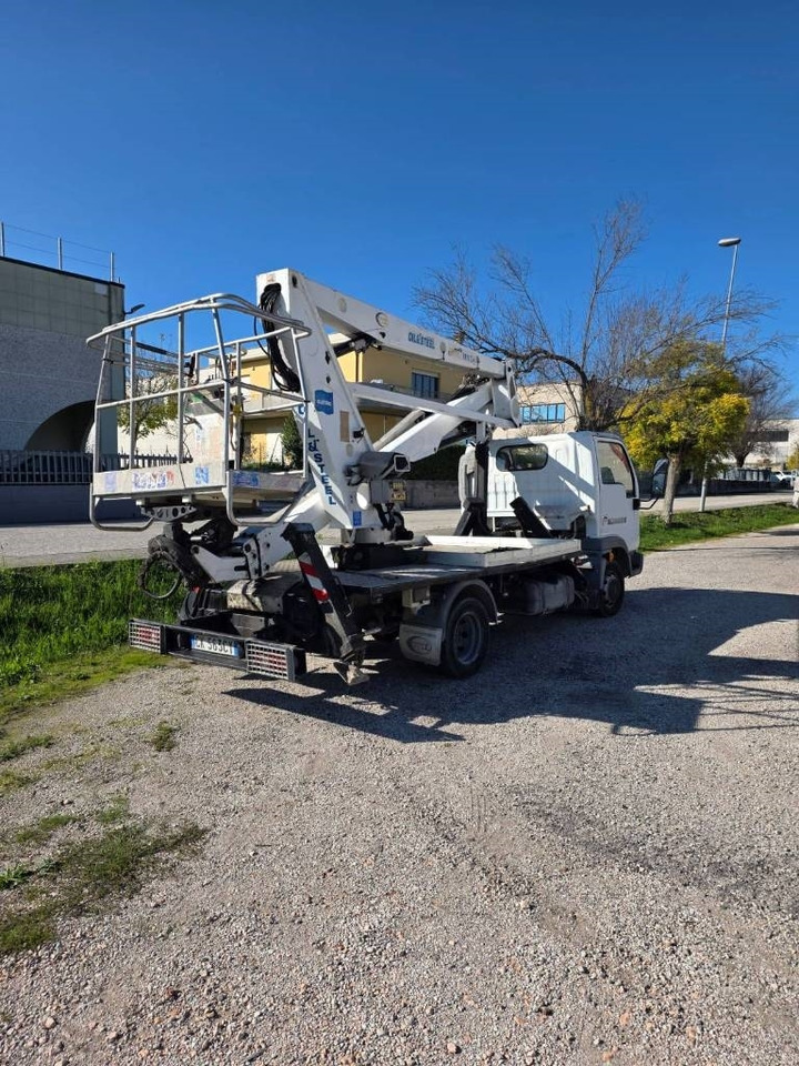 Oil & Steel Snake 19.11 City - Billift: bilde 2 Oil & Steel Snake 19.11 City - Billift: bilde 2