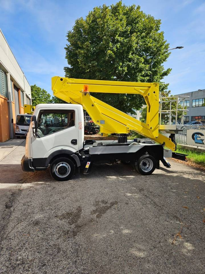 Palfinger P 200 A - Billift: bilde 1 Palfinger P 200 A - Billift: bilde 1