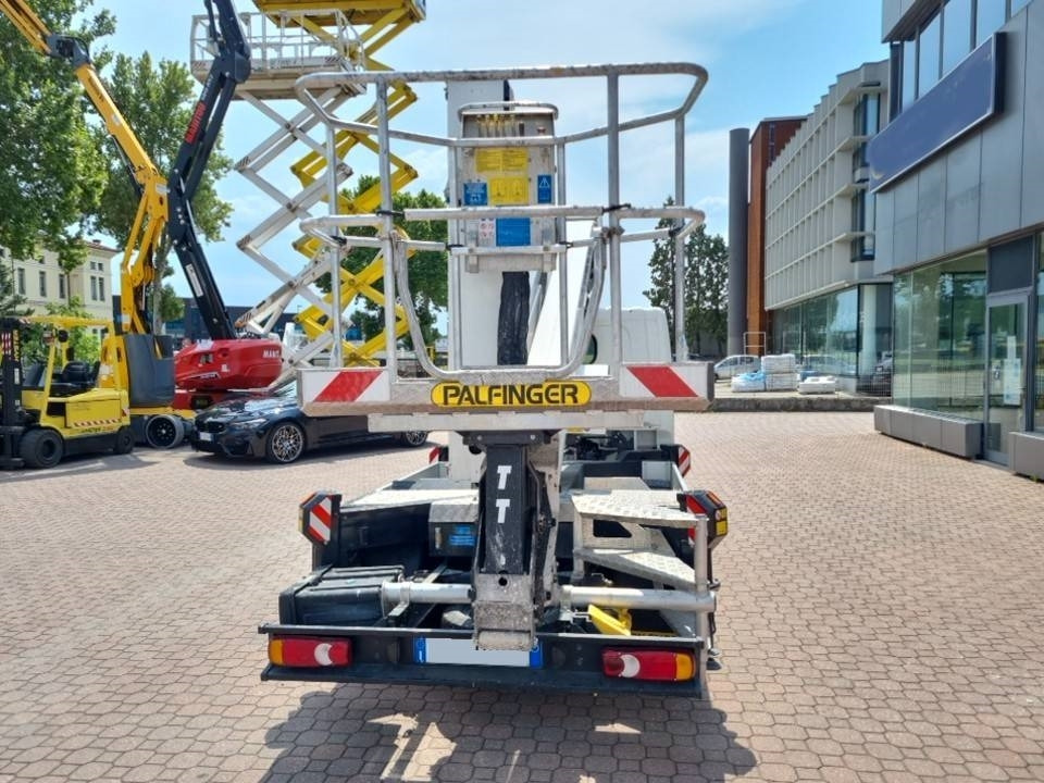 Palfinger P 240 AXE - Billift: bilde 4 Palfinger P 240 AXE - Billift: bilde 4