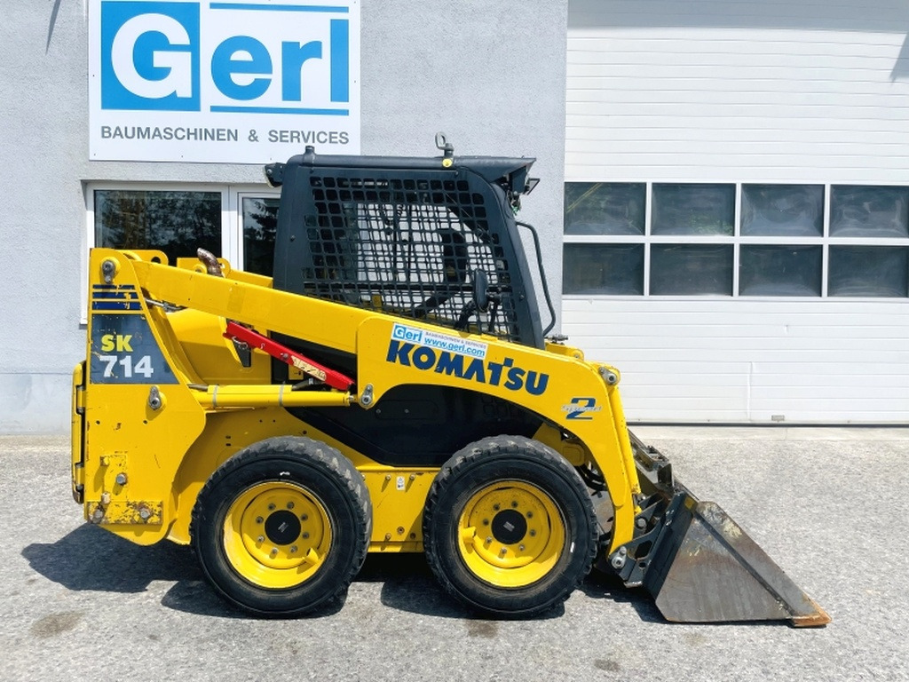 Komatsu SK714 (4012) - Kompaktlaster: bilde 2 Komatsu SK714 (4012) - Kompaktlaster: bilde 2