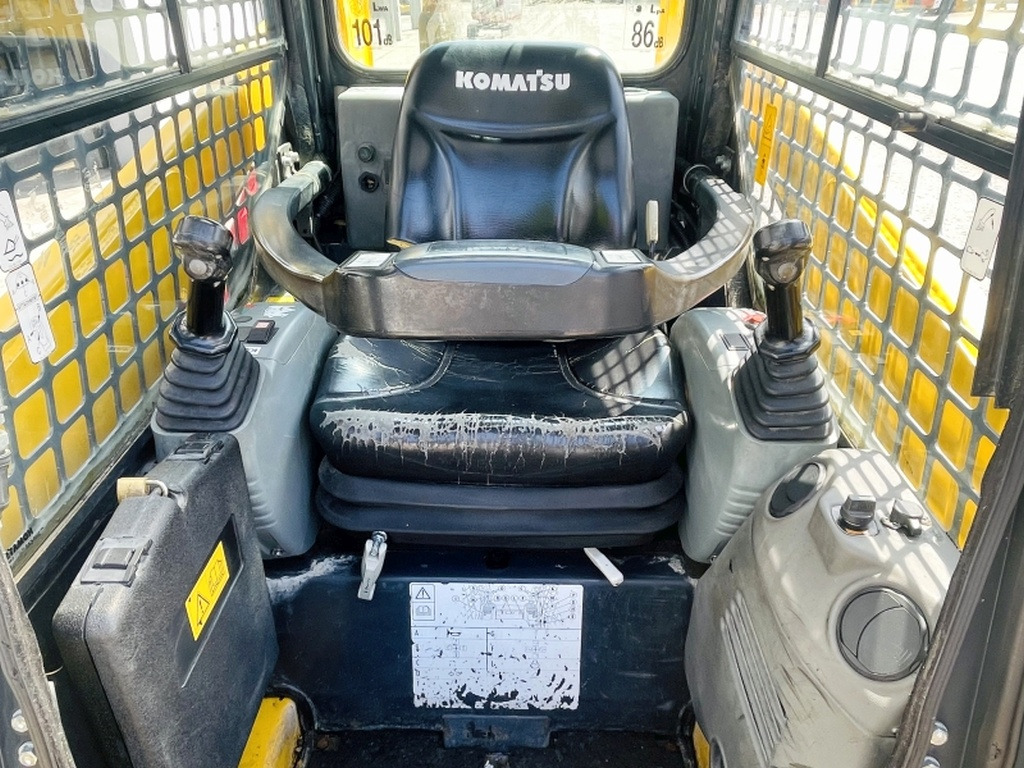 Komatsu SK714 (4012) - Kompaktlaster: bilde 5 Komatsu SK714 (4012) - Kompaktlaster: bilde 5