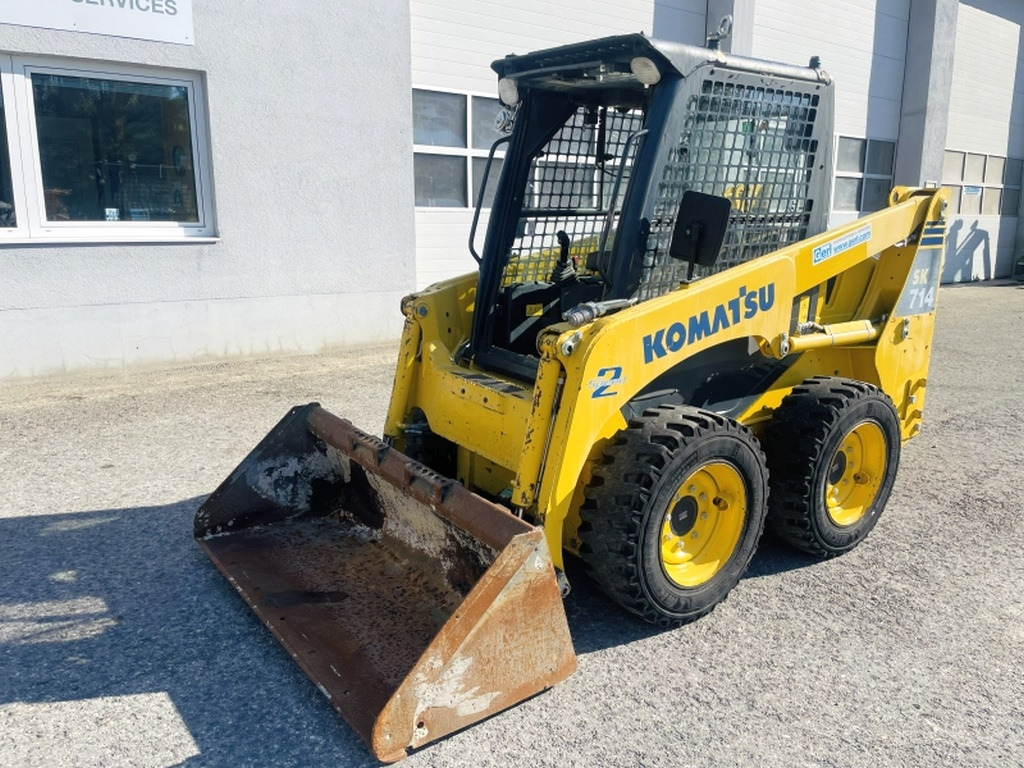 Komatsu SK714 (4077) - Kompaktlaster: bilde 4 Komatsu SK714 (4077) - Kompaktlaster: bilde 4