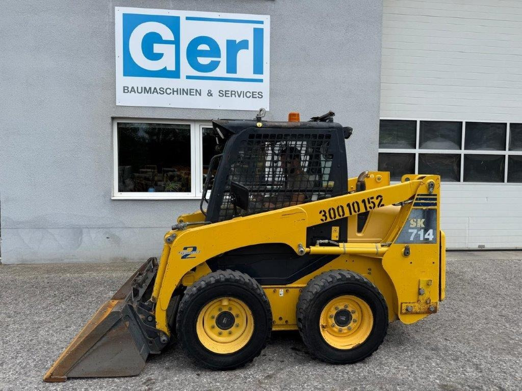 Komatsu SK714-5 (4026) - Kompaktlaster: bilde 2 Komatsu SK714-5 (4026) - Kompaktlaster: bilde 2