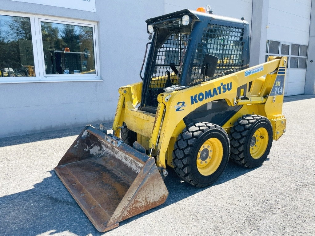 Komatsu SK714-5 (4065) - Kompaktlaster: bilde 4 Komatsu SK714-5 (4065) - Kompaktlaster: bilde 4
