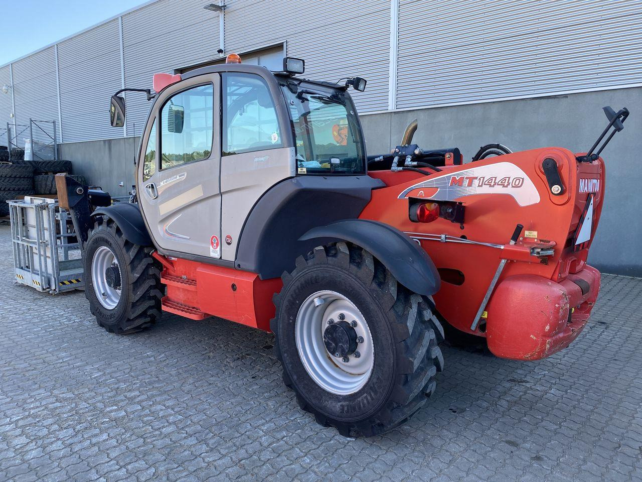 Manitou MT1440A ST3B - Teleskoplastere: bilde 2 Manitou MT1440A ST3B - Teleskoplastere: bilde 2