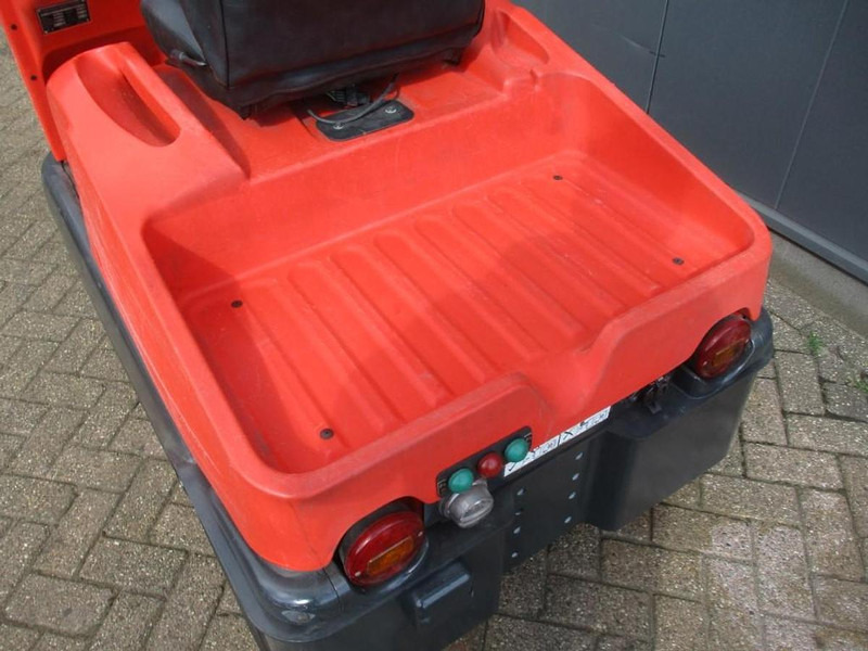 Linde P 60 - Elektrisk trekkvogn: bilde 4 Linde P 60 - Elektrisk trekkvogn: bilde 4