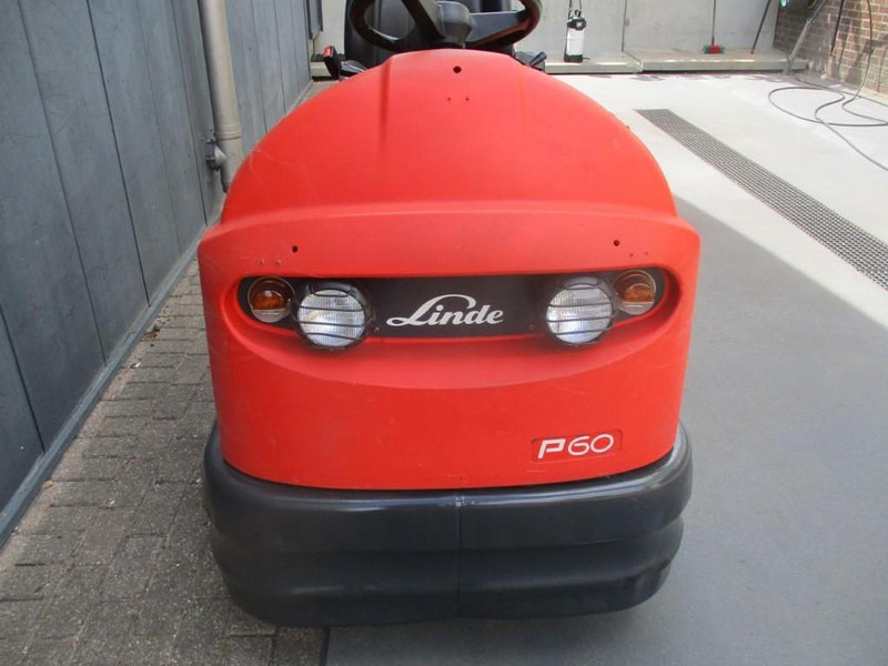 Linde P 60 - Elektrisk trekkvogn: bilde 4 Linde P 60 - Elektrisk trekkvogn: bilde 4