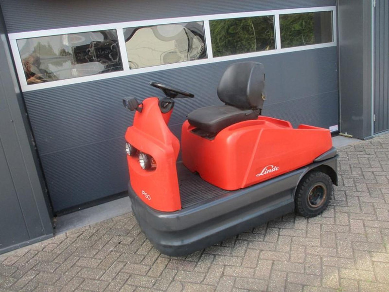Linde P 60 - Elektrisk trekkvogn: bilde 2 Linde P 60 - Elektrisk trekkvogn: bilde 2