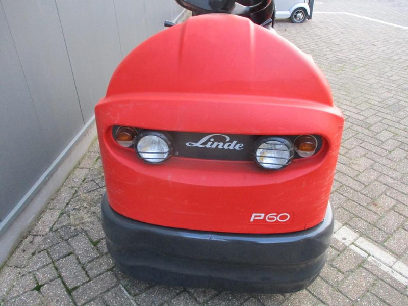 Linde P60 - Elektrisk trekkvogn: bilde 5 Linde P60 - Elektrisk trekkvogn: bilde 5