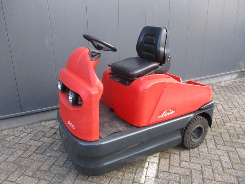 Linde P60 - Elektrisk trekkvogn: bilde 2 Linde P60 - Elektrisk trekkvogn: bilde 2