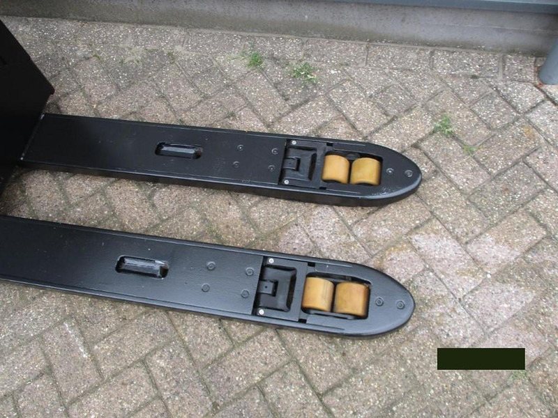 Toyota LPE200 - Lavtløftende truck: bilde 4 Toyota LPE200 - Lavtløftende truck: bilde 4