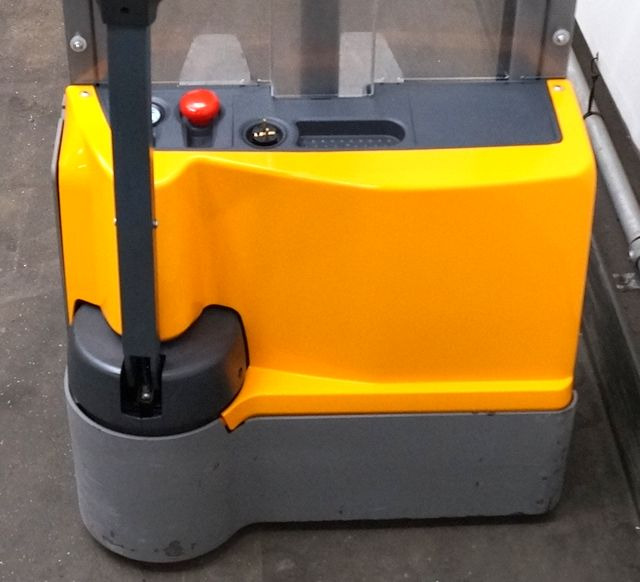 Jungheinrich EJC M10 - Stabler: bilde 3 Jungheinrich EJC M10 - Stabler: bilde 3