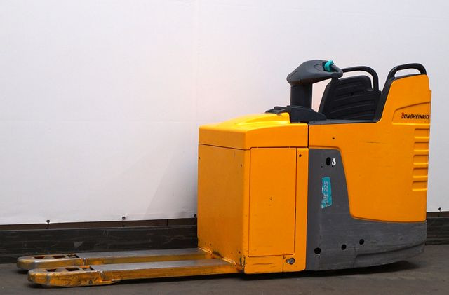 Jungheinrich ERE225 - Lavtløftende truck: bilde 1 Jungheinrich ERE225 - Lavtløftende truck: bilde 1