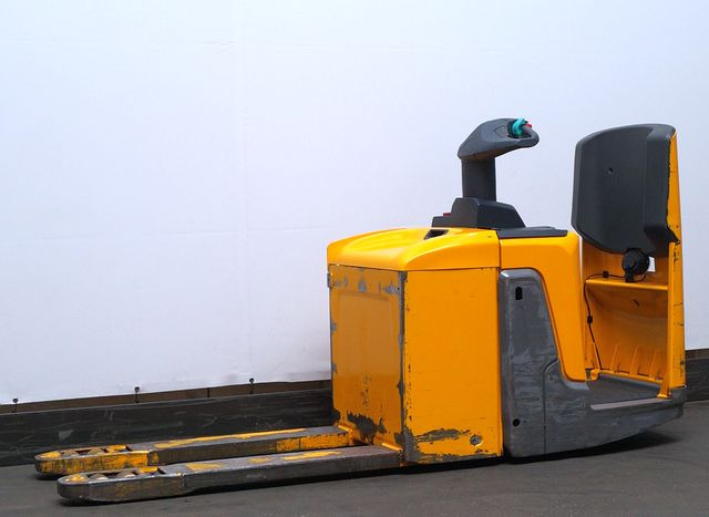 Jungheinrich ERE225 - Lavtløftende truck: bilde 1 Jungheinrich ERE225 - Lavtløftende truck: bilde 1