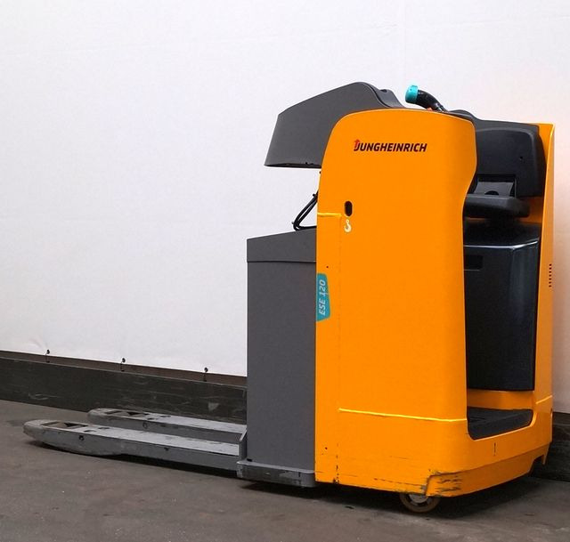 Jungheinrich ESE120 - Lavtløftende truck: bilde 2 Jungheinrich ESE120 - Lavtløftende truck: bilde 2