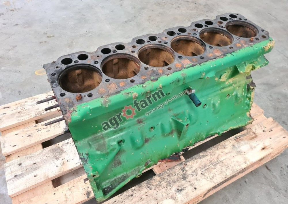 BLOK SILNIKA R72975 JOHN DEERE 4040 4240 4040S - Motor for Lastebil: bilde 2 BLOK SILNIKA R72975 JOHN DEERE 4040 4240 4040S - Motor for Lastebil: bilde 2
