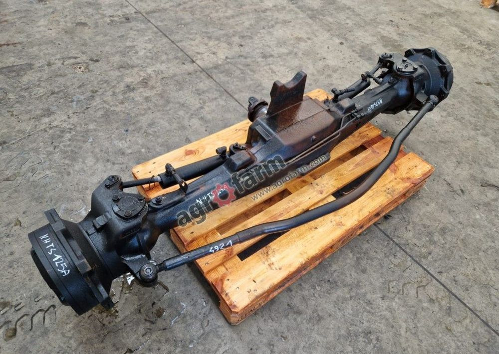 Przedni most New Holland TS125A - Transmisjon: bilde 1 Przedni most New Holland TS125A - Transmisjon: bilde 1