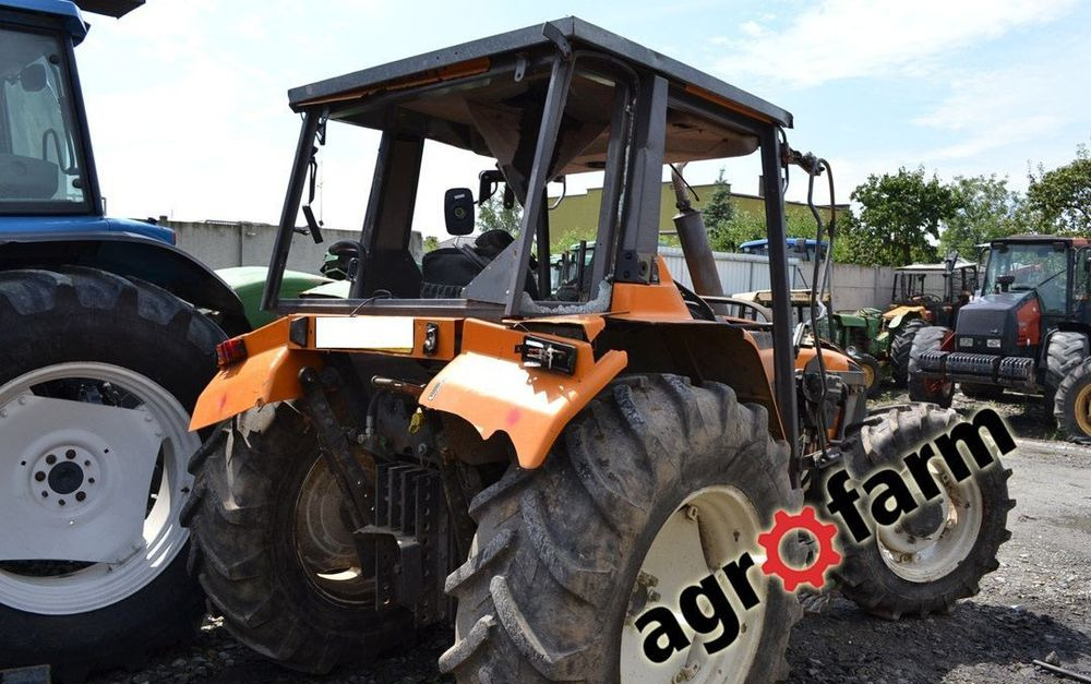 Renault części Ceres 320 310 330 340 silnik most skrzynia zwolnica piasta zębatka koło zębate oś - Reservedeler: bilde 4 Renault części Ceres 320 310 330 340 silnik most skrzynia zwolnica piasta zębatka koło zębate oś - Reservedeler: bilde 4