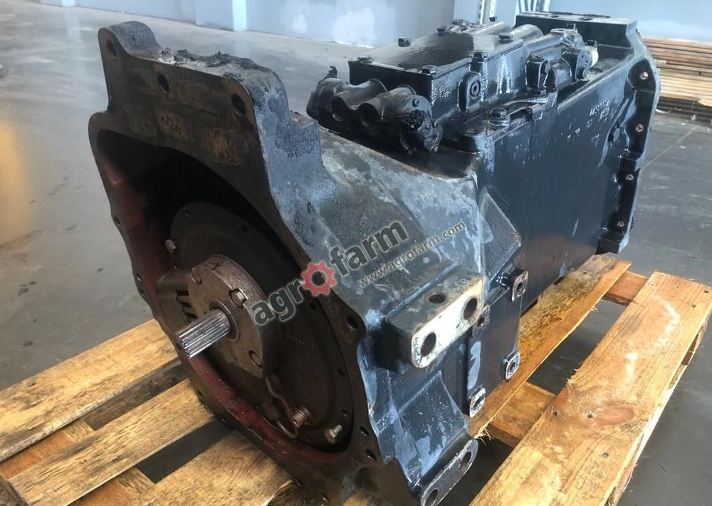 SKRZYNIA BIEGÓW FORD 7740 82006985 - Girkasse: bilde 1 SKRZYNIA BIEGÓW FORD 7740 82006985 - Girkasse: bilde 1