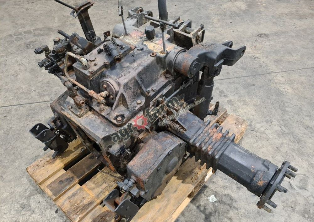 Tylny most Renault Ceres 85 - Girkasse: bilde 1 Tylny most Renault Ceres 85 - Girkasse: bilde 1