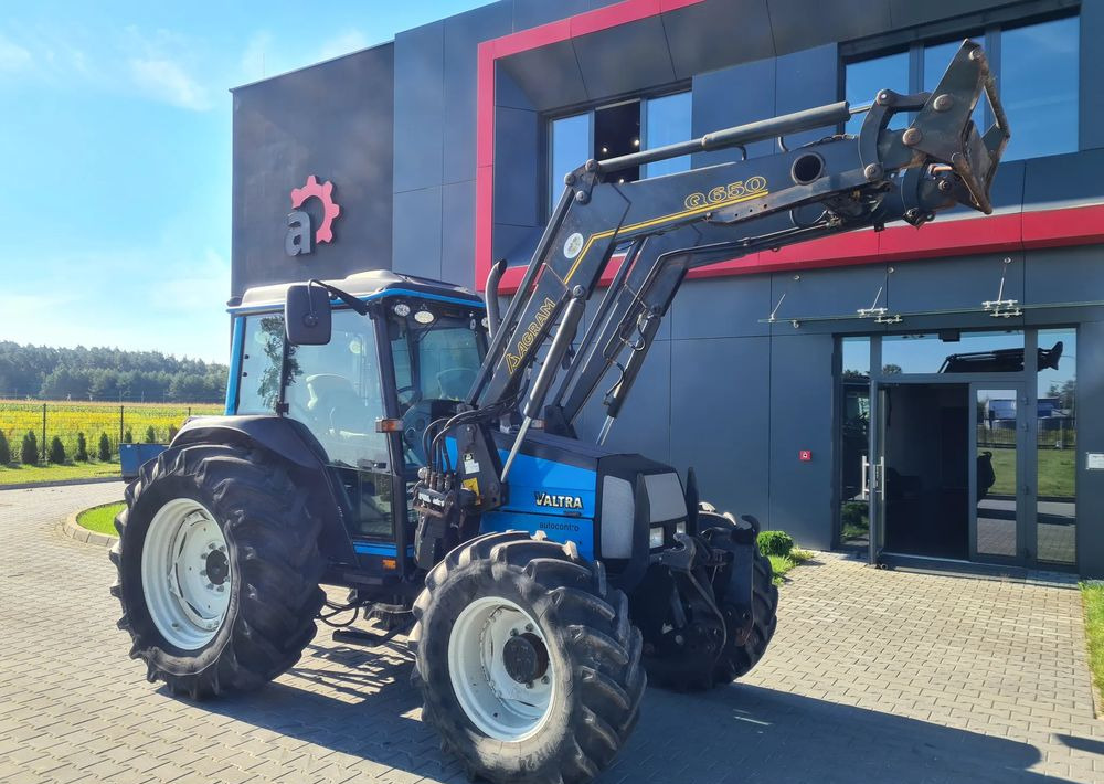 Valtra A95 - Traktor: bilde 2 Valtra A95 - Traktor: bilde 2