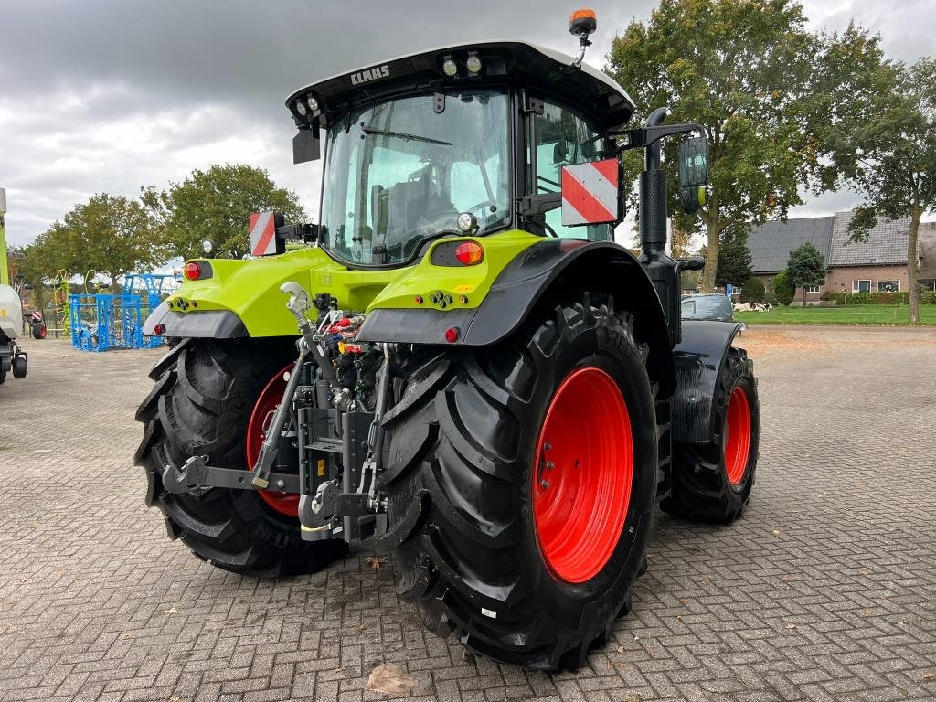 Claas Arion 530 CIS+ - Traktor: bilde 5 Claas Arion 530 CIS+ - Traktor: bilde 5