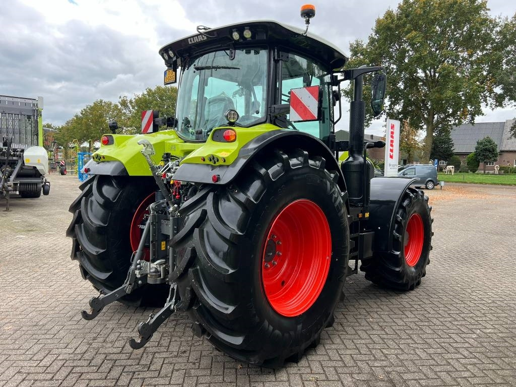Claas Arion 630 CIS+ CMATIC - Traktor: bilde 5 Claas Arion 630 CIS+ CMATIC - Traktor: bilde 5