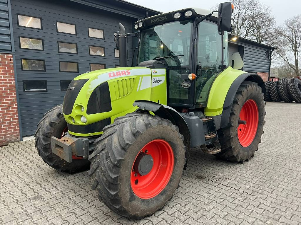 Claas Arion 630 Cebis - Traktor: bilde 1 Claas Arion 630 Cebis - Traktor: bilde 1