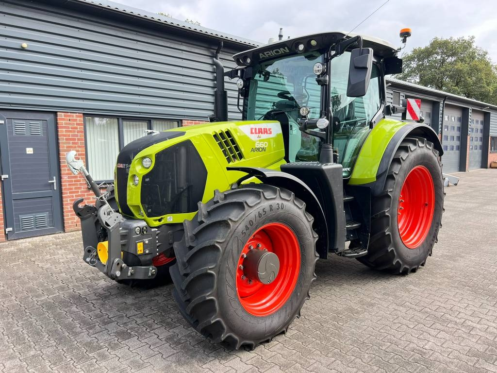 Claas Arion 660 - Traktor: bilde 1 Claas Arion 660 - Traktor: bilde 1