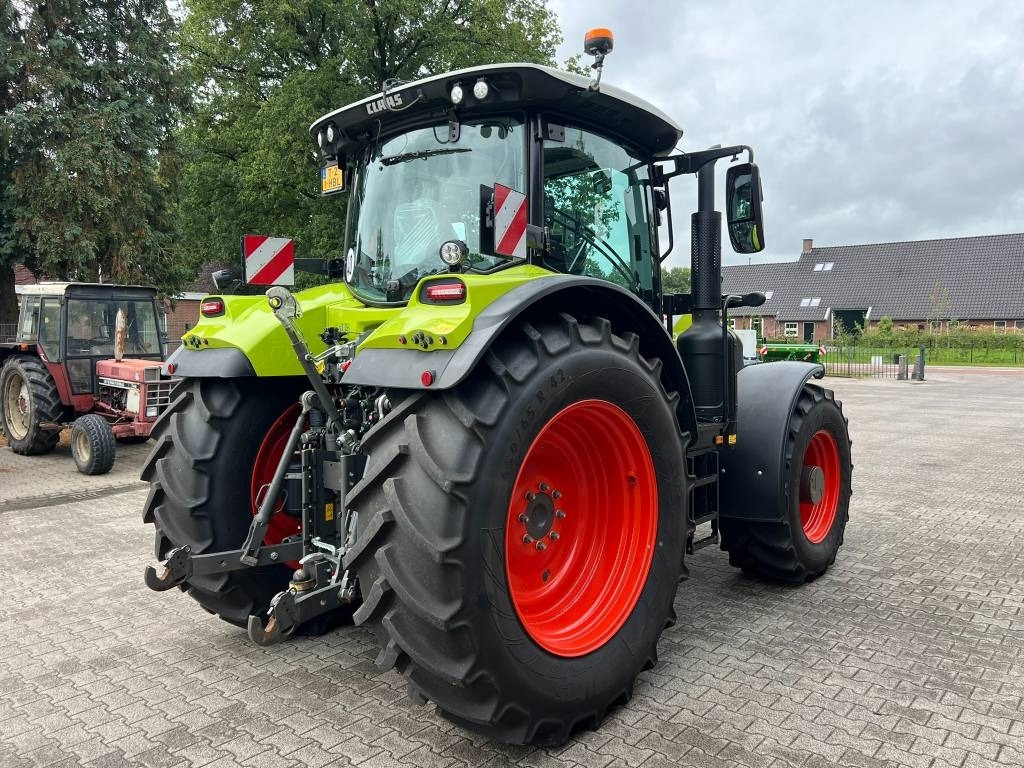 Claas Arion 660 - Traktor: bilde 5 Claas Arion 660 - Traktor: bilde 5