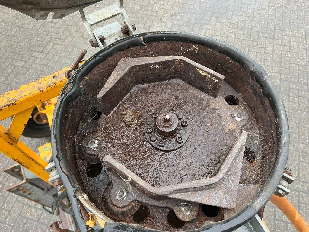 Hekamp 11 tand bouwland bemester - Husdyrgjødselspreder: bilde 5 Hekamp 11 tand bouwland bemester - Husdyrgjødselspreder: bilde 5