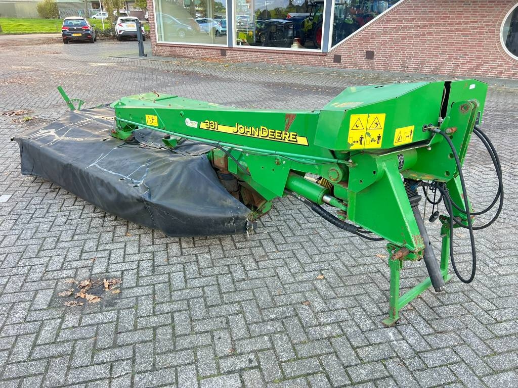 John Deere 331 maaier  - Slåmaskin: bilde 2 John Deere 331 maaier  - Slåmaskin: bilde 2