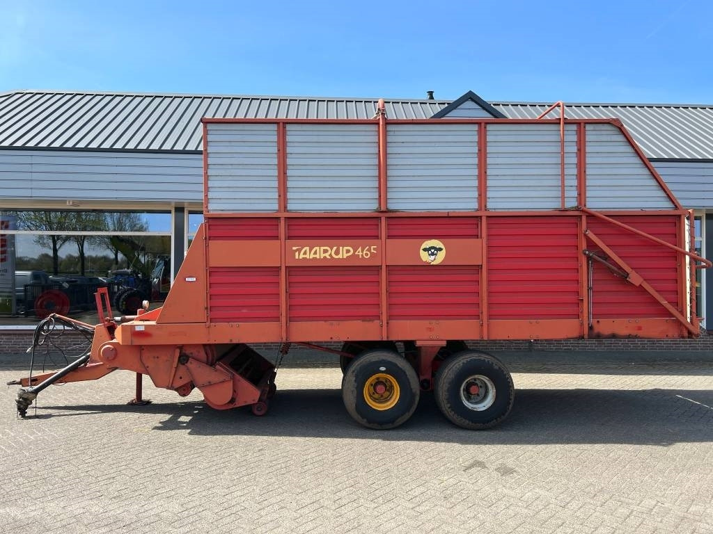 Taarup 465 opraapwagen - Snittevogn: bilde 1 Taarup 465 opraapwagen - Snittevogn: bilde 1