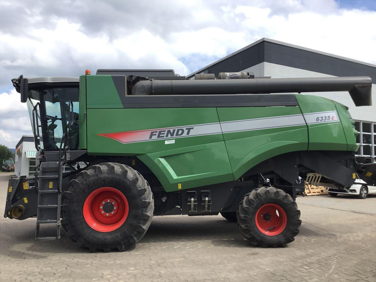 Fendt 6335 C - Skurtresker: bilde 1 Fendt 6335 C - Skurtresker: bilde 1