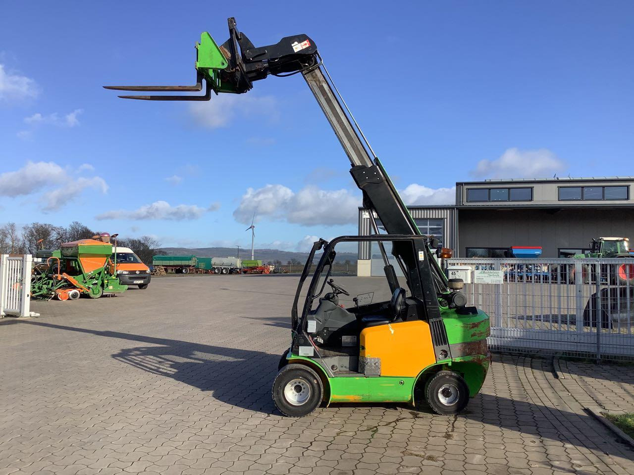 JCB Teletruk TLT 30 D - Teleskoplastere: bilde 1 JCB Teletruk TLT 30 D - Teleskoplastere: bilde 1