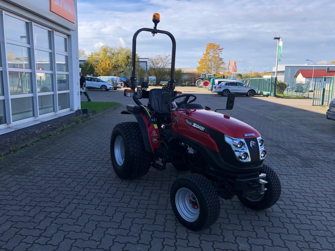 Solis 26 6+2 Tiger - Traktor: bilde 3 Solis 26 6+2 Tiger - Traktor: bilde 3