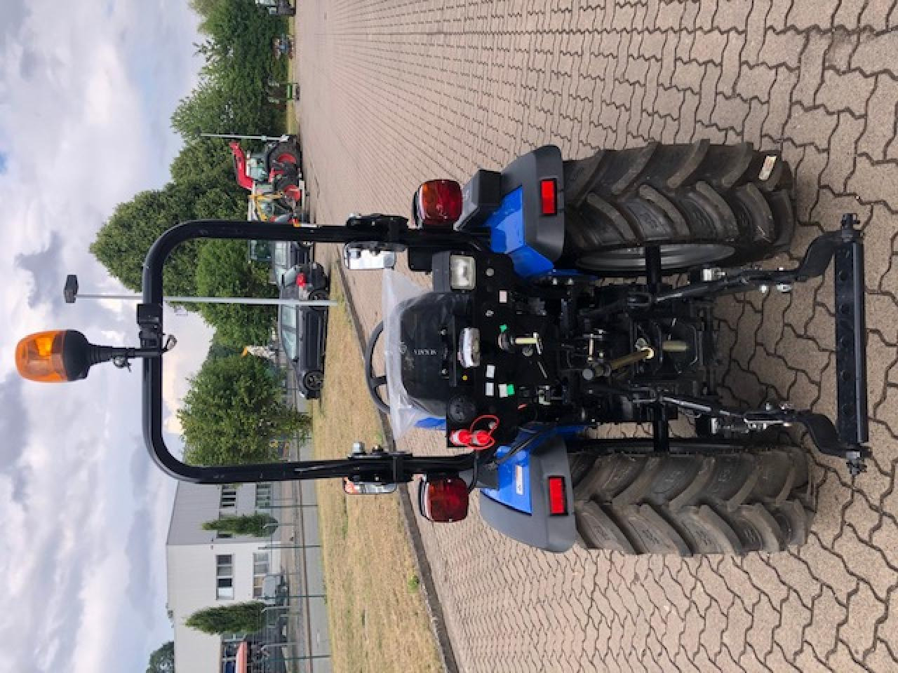 Solis 26 6+2 - Traktor: bilde 4 Solis 26 6+2 - Traktor: bilde 4