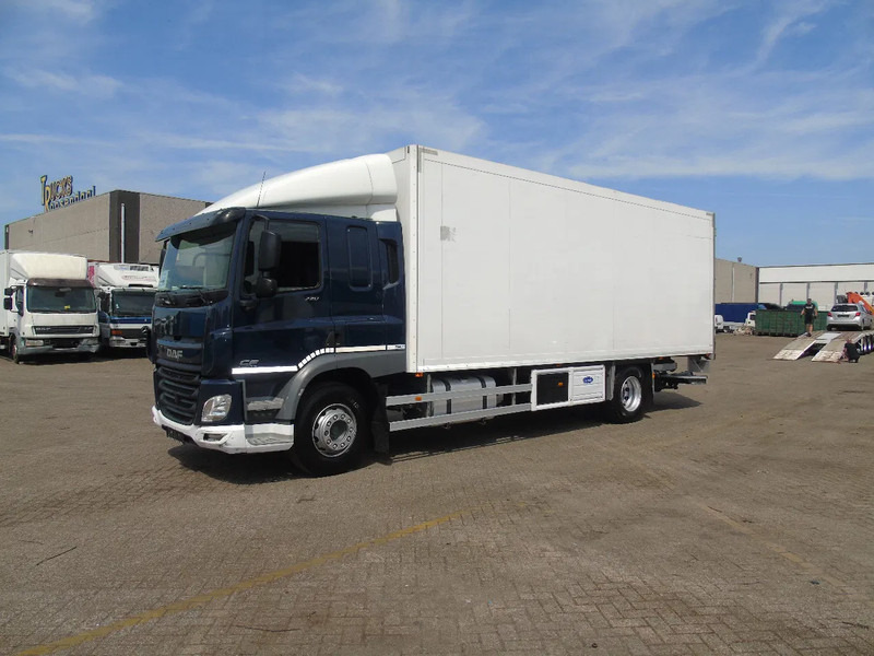 DAF CF 220 + CARRIER + EURO 6 + LIFT - Lastebil med kjøl: bilde 2 DAF CF 220 + CARRIER + EURO 6 + LIFT - Lastebil med kjøl: bilde 2