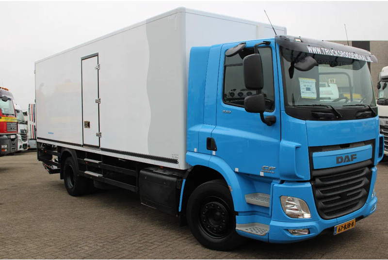 DAF CF 330 + EURO 6 + LIFT + 20T - Lastebil med kjøl: bilde 3 DAF CF 330 + EURO 6 + LIFT + 20T - Lastebil med kjøl: bilde 3