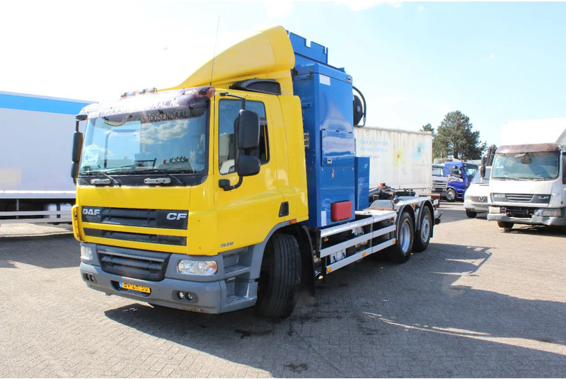 DAF CF 75 .310 + 6X2 STEERING - Søppelbil: bilde 4 DAF CF 75 .310 + 6X2 STEERING - Søppelbil: bilde 4